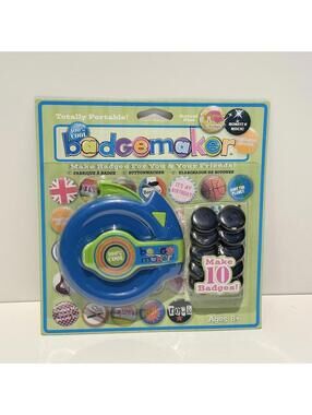 100% Cool Badgemaker Badge Maker Kit Pin Maker